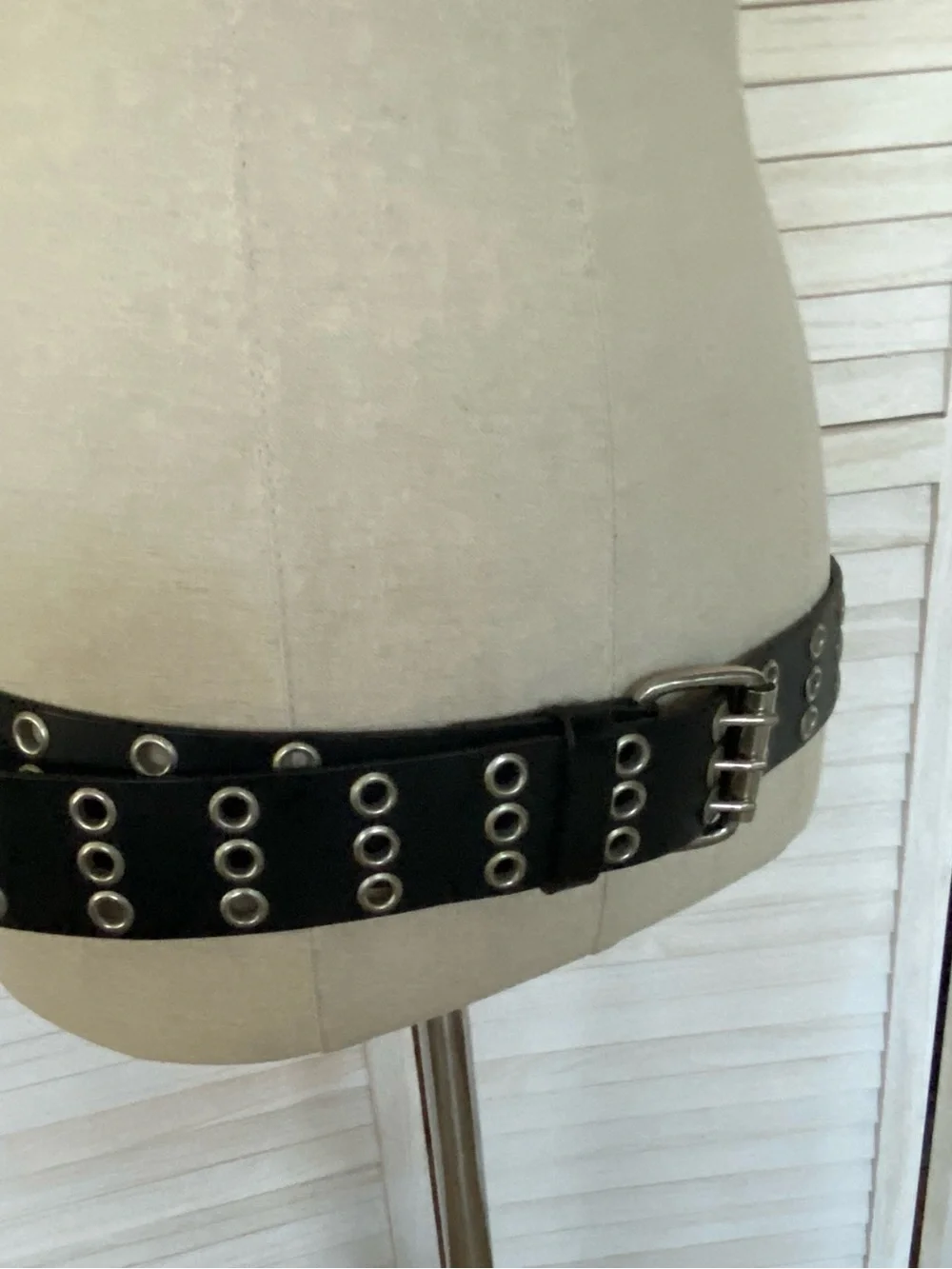 Black Triple Row Grommet Leather Belt  SZ XL Edgy